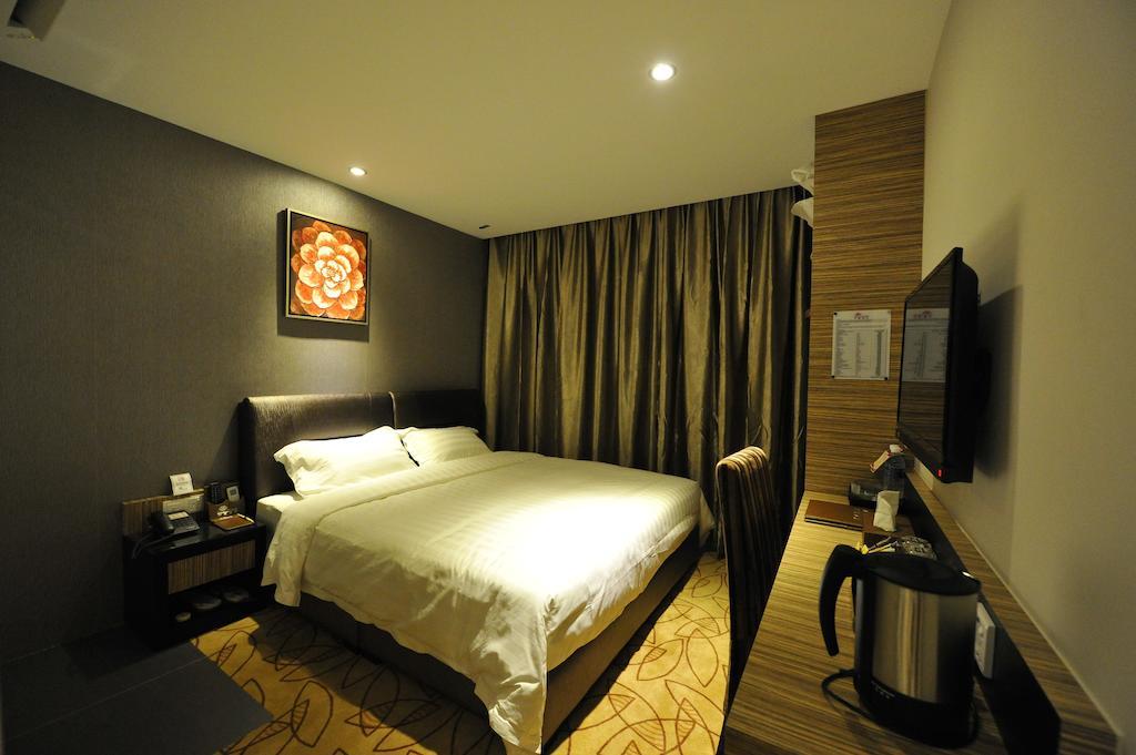 Milano Hotel Keluang Cameră foto